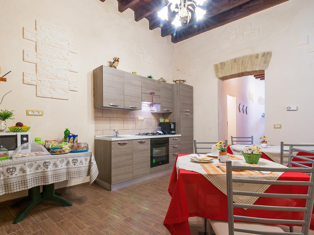 לינה וארוחת בוקר קליארי Il Borgo מראה חיצוני תמונה